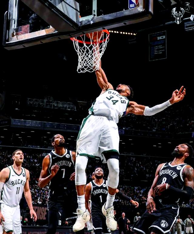 C7娱乐app-包含NBA东部榜首之战：雄鹿对阵猛龙激烈对抗的词条