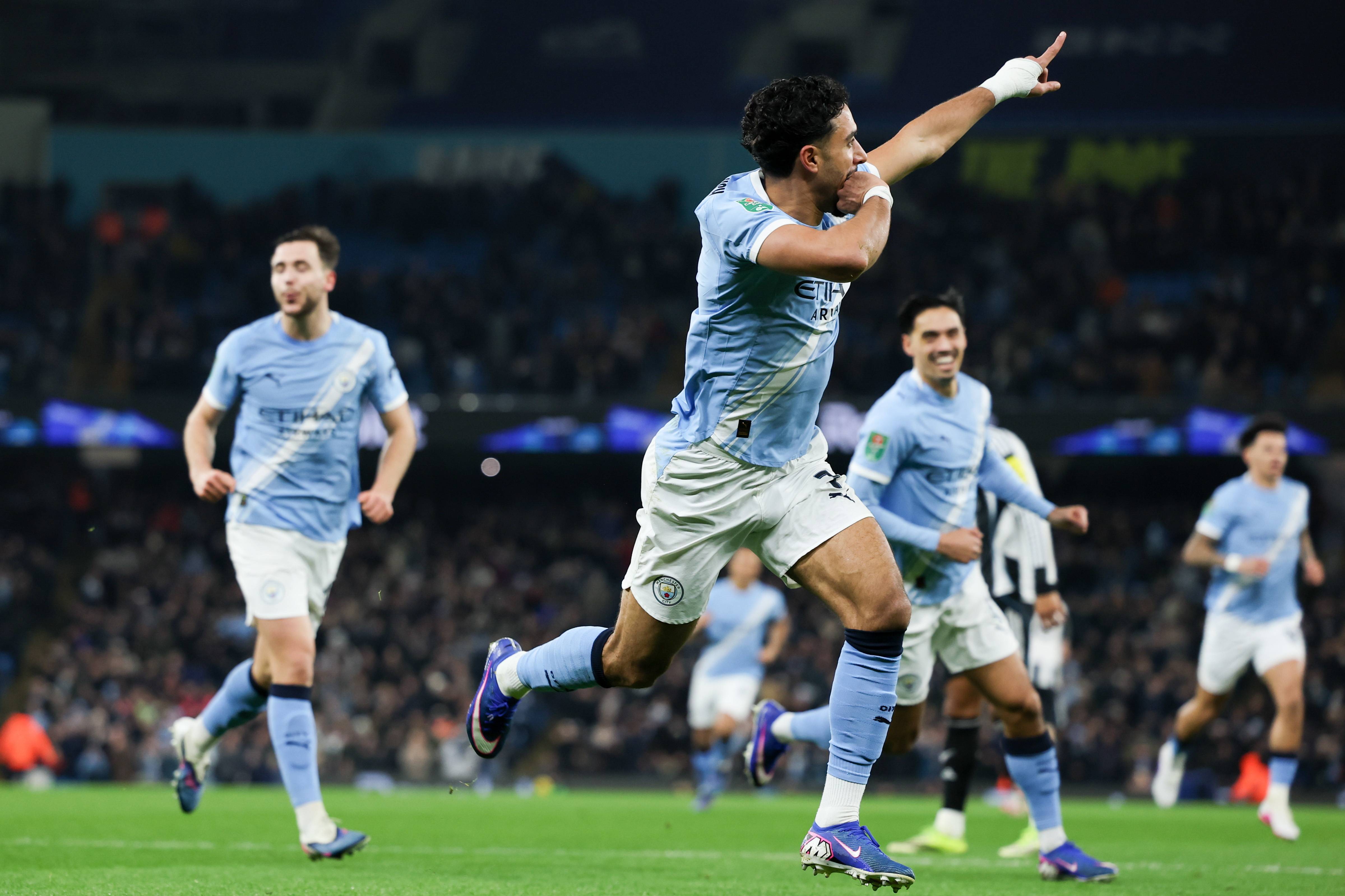 布雷斯法维特主场战胜慕尼黑，晋级欧洲足球联赛半决赛的简单介绍